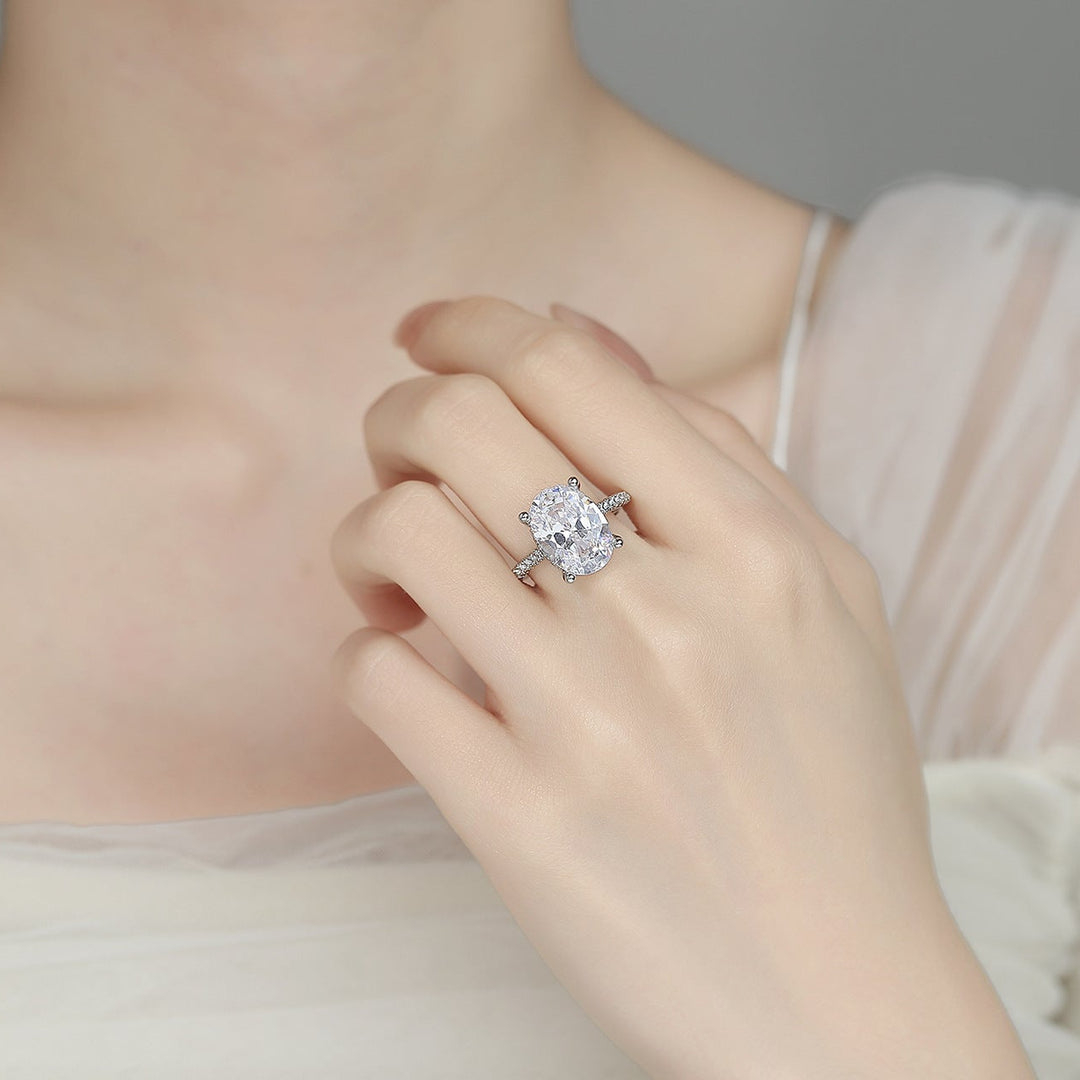 Adjustable Open 5-Carat "Pigeon&