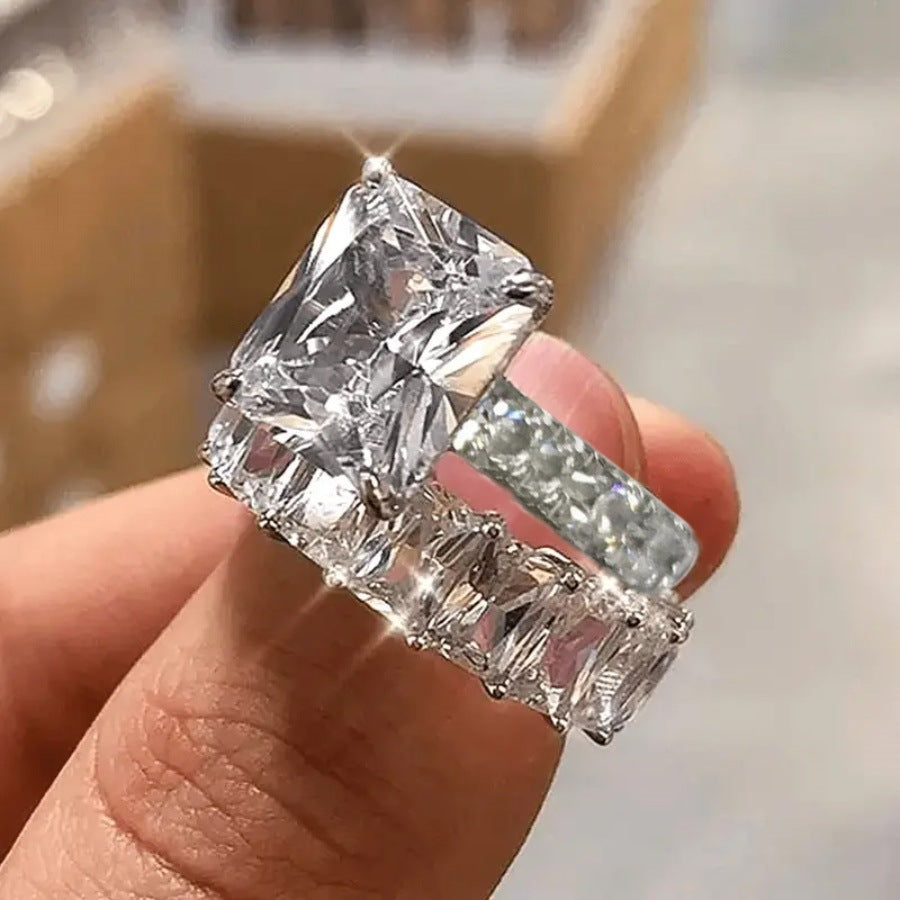 Emerald Cut Diamond Statement Ring, Luxurious Stackable Wedding Ring for Women