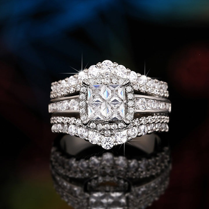 Princess Cut Ultra-Sparkling Diamond 2-in-1 Ring, Square-Motif Crown Design for Women