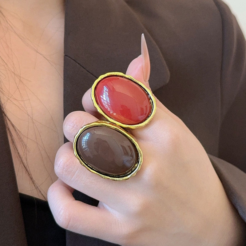 Vintage Hammered Frame Oval Gem Statement Ring, Bold Retro Large Stone Gold‑Tone Open Ring