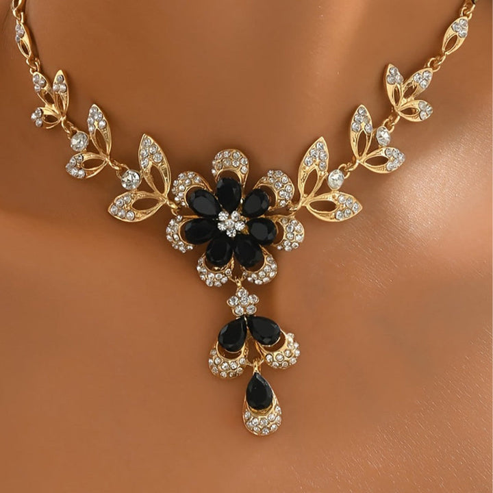 Black Floral Diamonds Bib Jewelry Set, Diamonds Necklace & Drop Earrings For Women