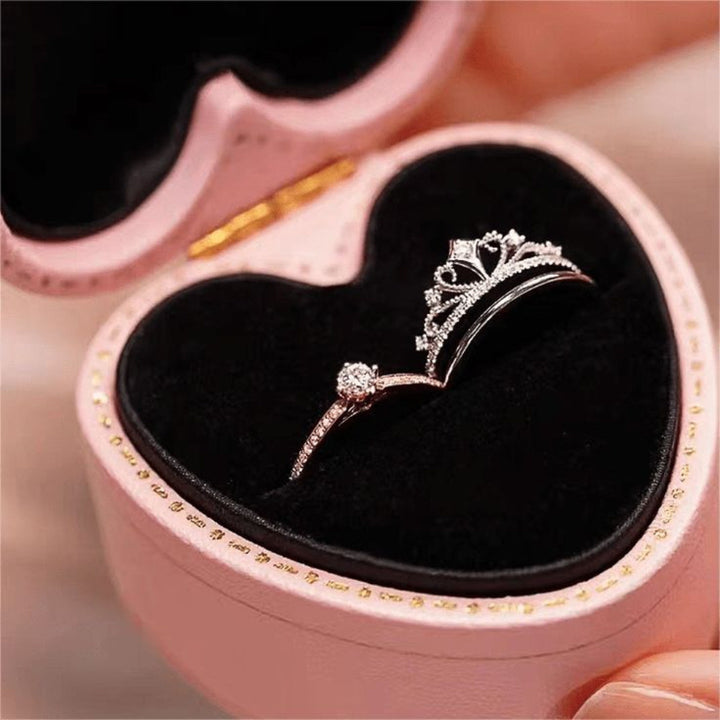 Exquisite 2-Piece Crown Stackable Ring Set, Sparkling Stone Queen Statement Rings for Women