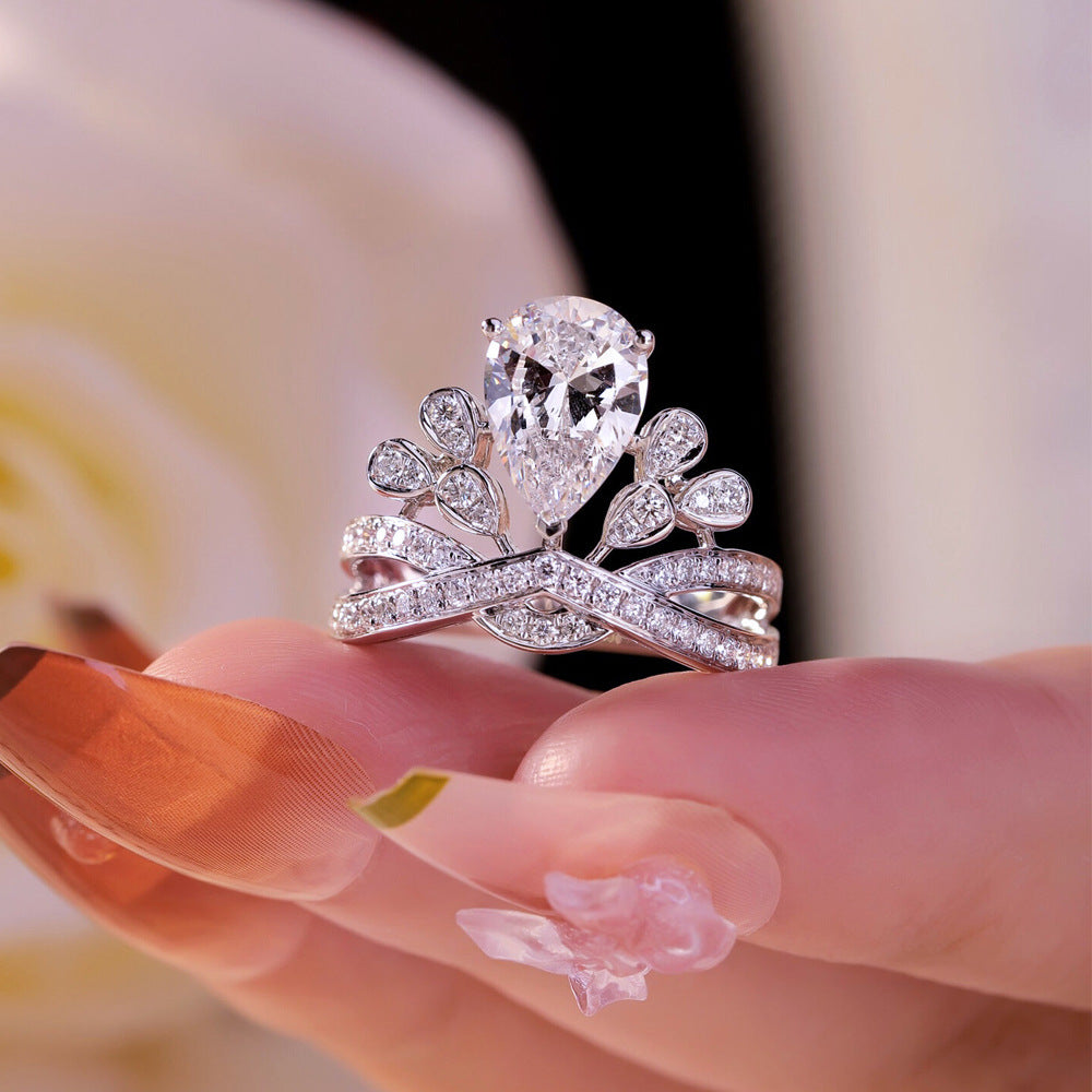 Adjustable Open Luxurious Pear-Shaped Crown Ring, Sparkling Statement Ring for Women