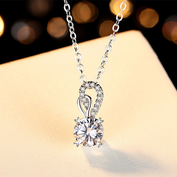 Elegant Twisted Round Diamond Pendant Necklace, Sophisticated Daily & Evening Statement Clavicle Chain