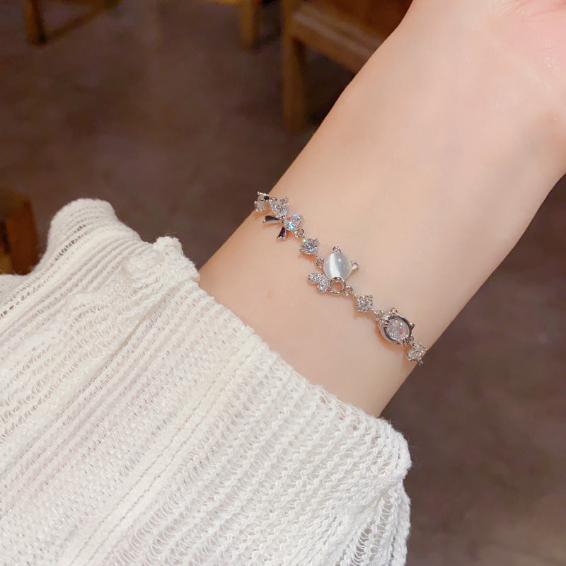 Cute Cat & Bow Diamond Chain Bracelet, Adjustable Dainty Wrist Jewelry in Gold & Silver Tone for Women