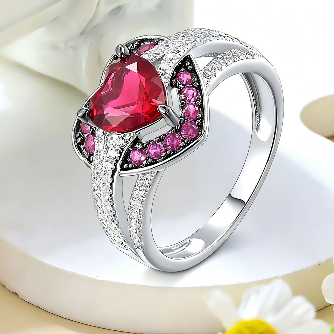 Heart Cut Stone Statement Ring, Twisted Band Ring with Accent Stones, Romantic Jewelry for Women