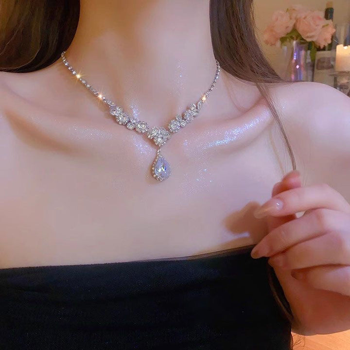 V-Shaped Floral Teardrop Diamonds Necklace, Dainty Wedding Diamond Pendant Chain