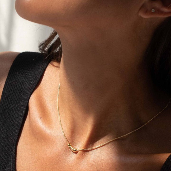 Minimalist 5 Rolling Rings Box Chain Gold Necklace, Dainty Spiral Circle Stack Pendant Timeless