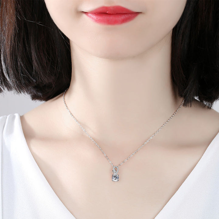 Elegant Twisted Round Diamond Pendant Necklace, Sophisticated Daily & Evening Statement Clavicle Chain
