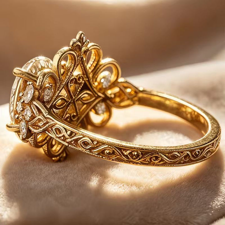 Vintage Art‑Deco Oval‑Cut Diamond Gold Ring, Ornate Filigree Engraved Statement Engagement Ring