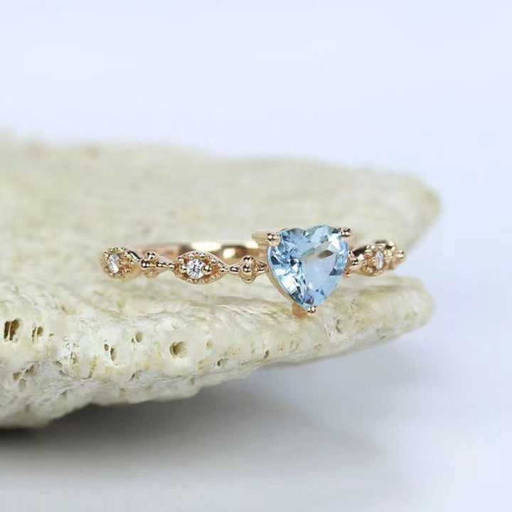 Vintage Heart‑Cut Blue Gem & Accent Diamond Promise Ring, Elegant Stackable Statement Ring