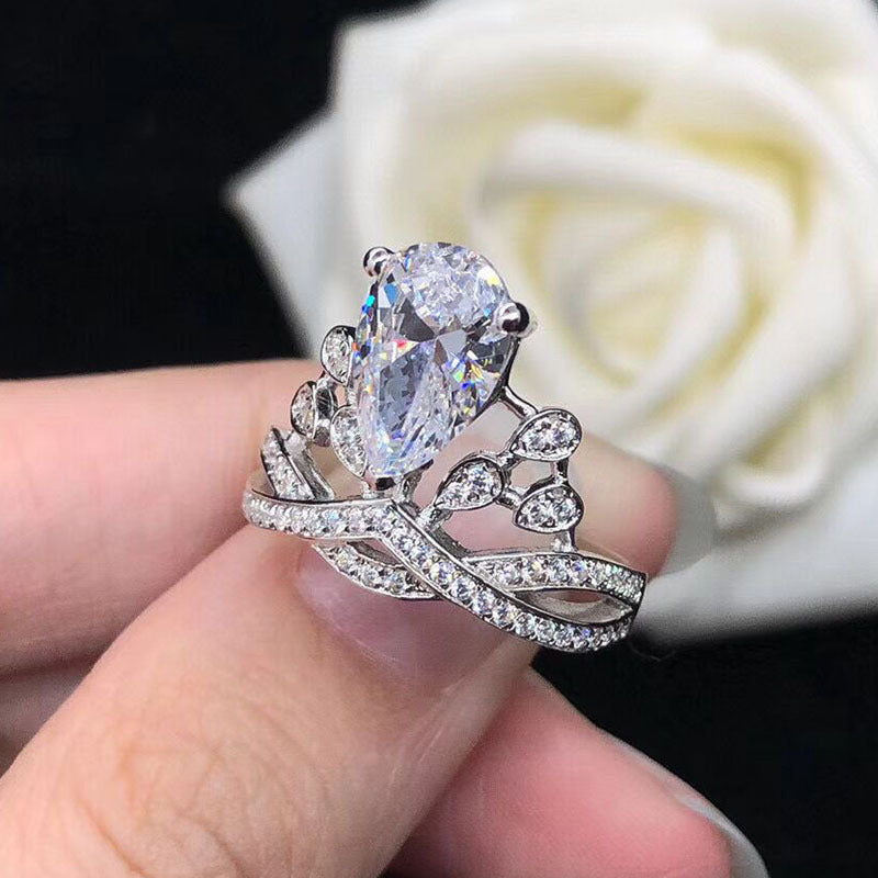 Adjustable Open Luxurious Pear-Shaped Crown Ring, Sparkling Statement Ring for Women