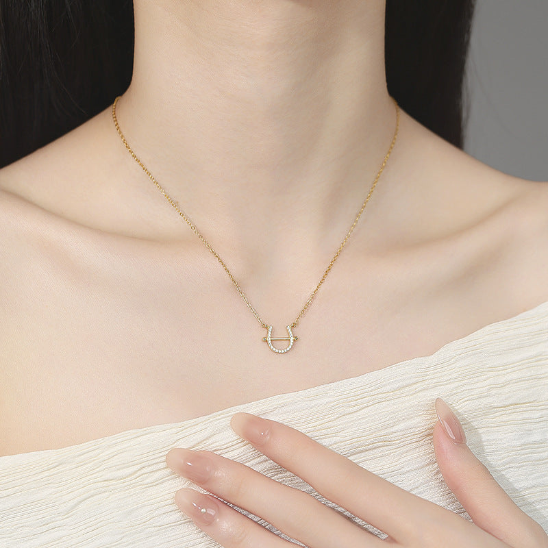 Set with diamonds Horseshoe Pendant Necklace, Gold Lucky Western Minimalist Chain