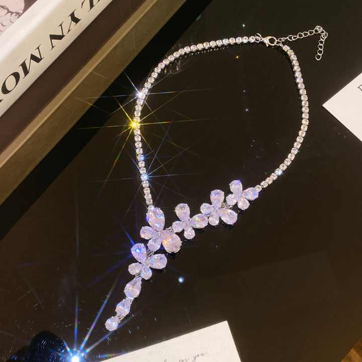 Shiny Diamond Collarbone Necklace, Silver Rhinestone Choker Lariat Drop Statement Chain