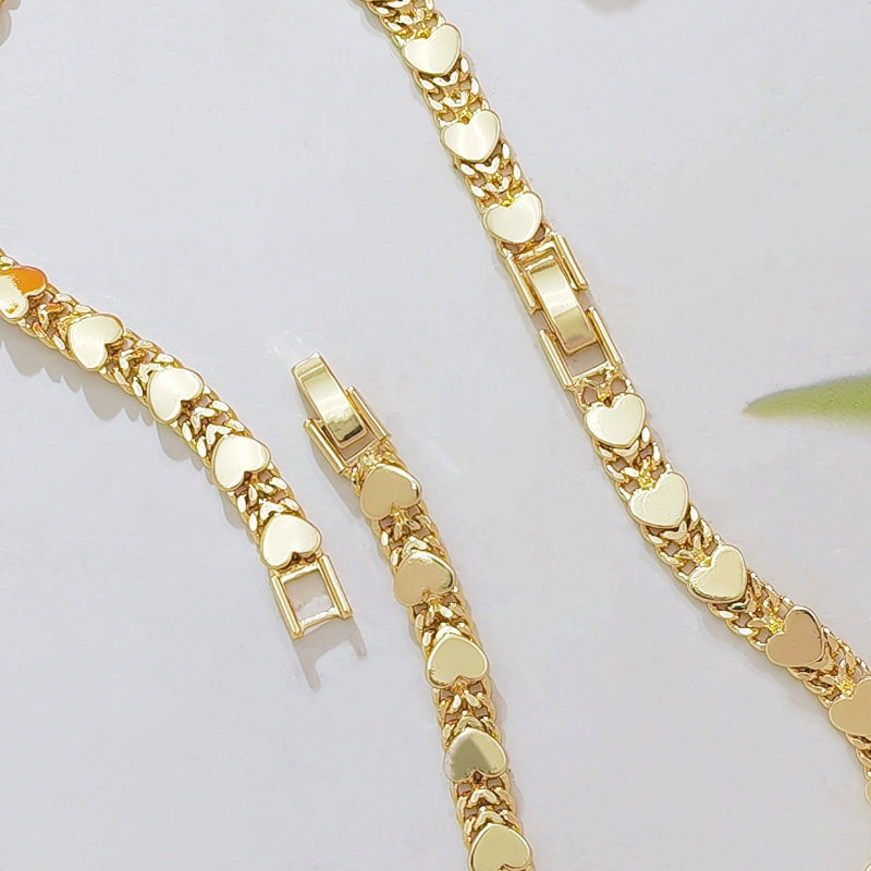 Polished Heart Link Chain Bracelet, Gold Tone Women’s Fashion Bracelet