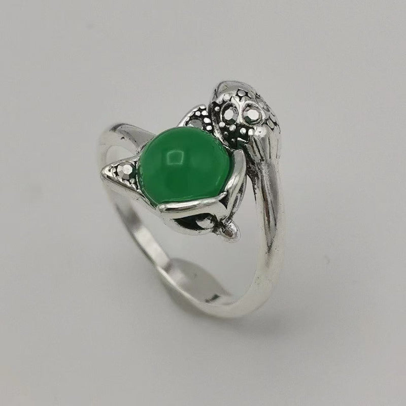 Vintage Open‑Adjustable Animal Statement Ring, Two‑Style Sculpted Ring With Round Gemstone Inlay