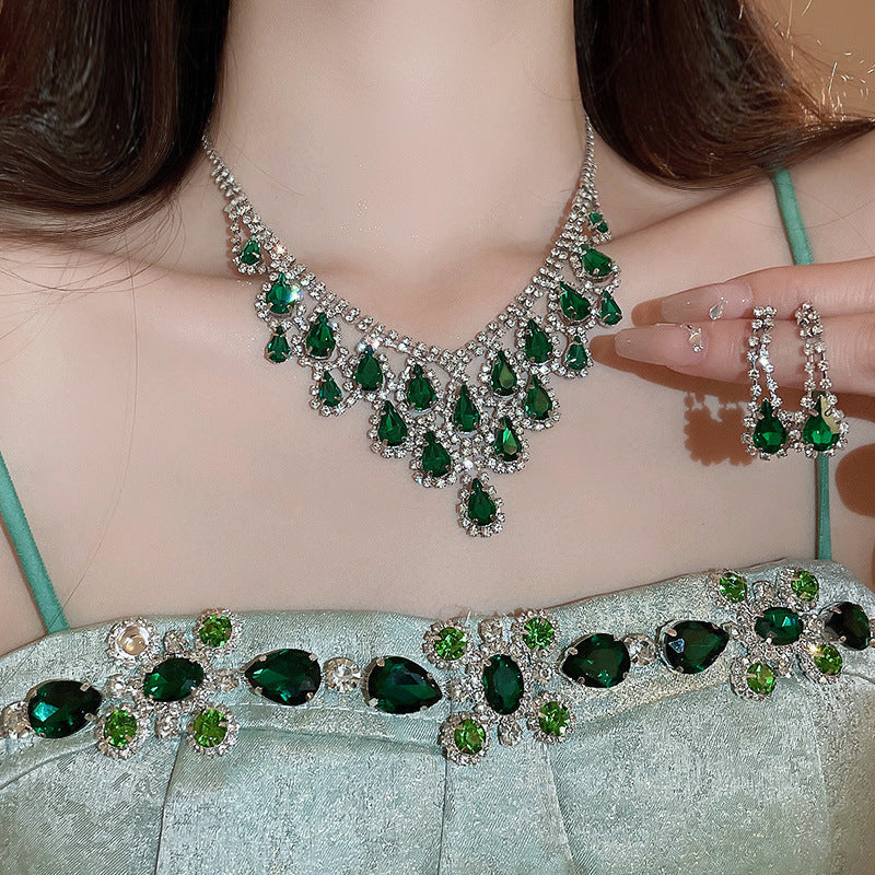 Teardrop Diamonds Bib Jewelry Set, Luxury Formal Necklace & Drop Earrings For Women