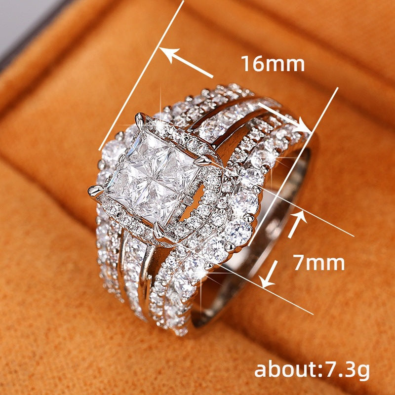 Princess Cut Ultra-Sparkling Diamond 2-in-1 Ring, Square-Motif Crown Design for Women