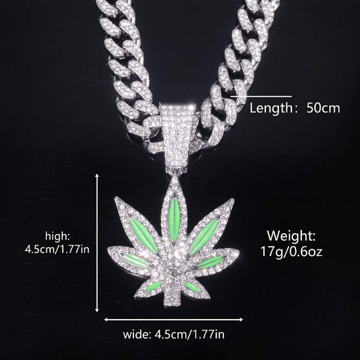 Trendy hip-hop rhinestone-studded maple leaf pendant necklace; a stylish, affordable luxury Cuban chain