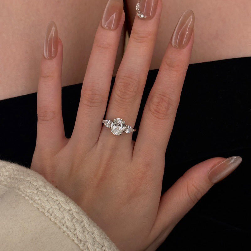 S925 Silver Adjustable Oval "Pigeon&