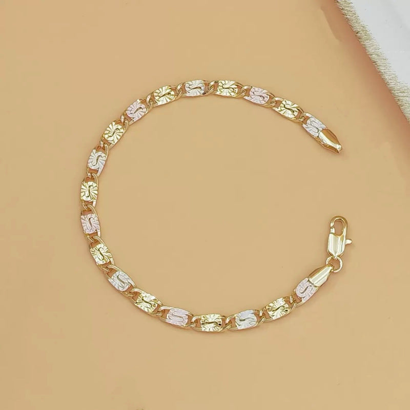 Embossed Sunflower Flat Link Bracelet, Classic Figaro Chain Dainty Stackable Women Daily Minimalist Wrist Jewelry