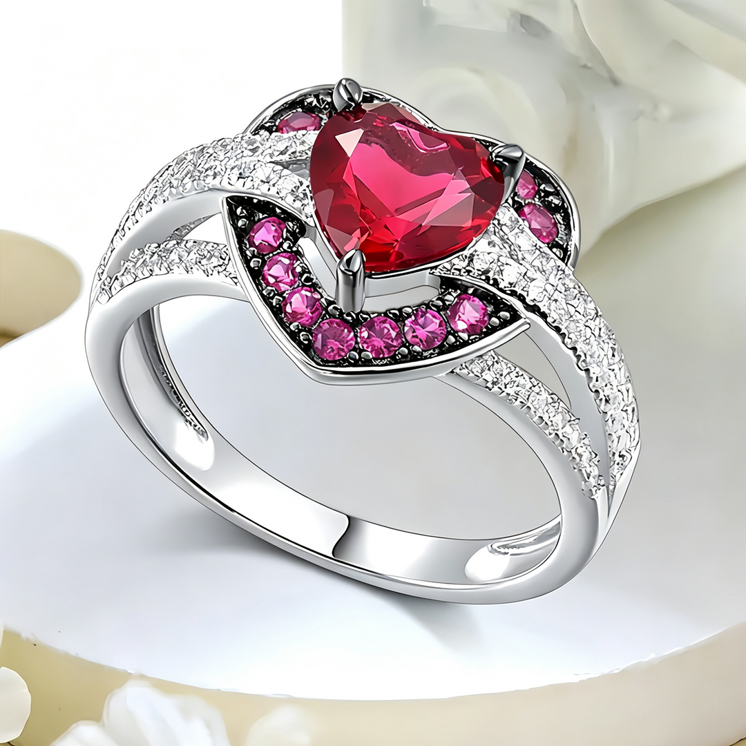 Heart Cut Stone Statement Ring, Twisted Band Ring with Accent Stones, Romantic Jewelry for Women