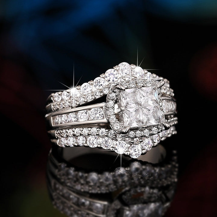 Princess Cut Ultra-Sparkling Diamond 2-in-1 Ring, Square-Motif Crown Design for Women