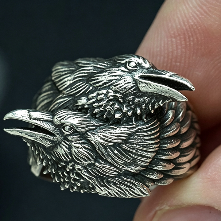 Dual Raven Head Statement Ring, Vintage Gothic Bird Sculpture Ring, Adjustable Open Band Jewelry for Men