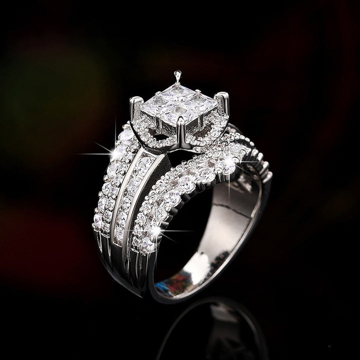 Princess Cut Ultra-Sparkling Diamond 2-in-1 Ring, Square-Motif Crown Design for Women