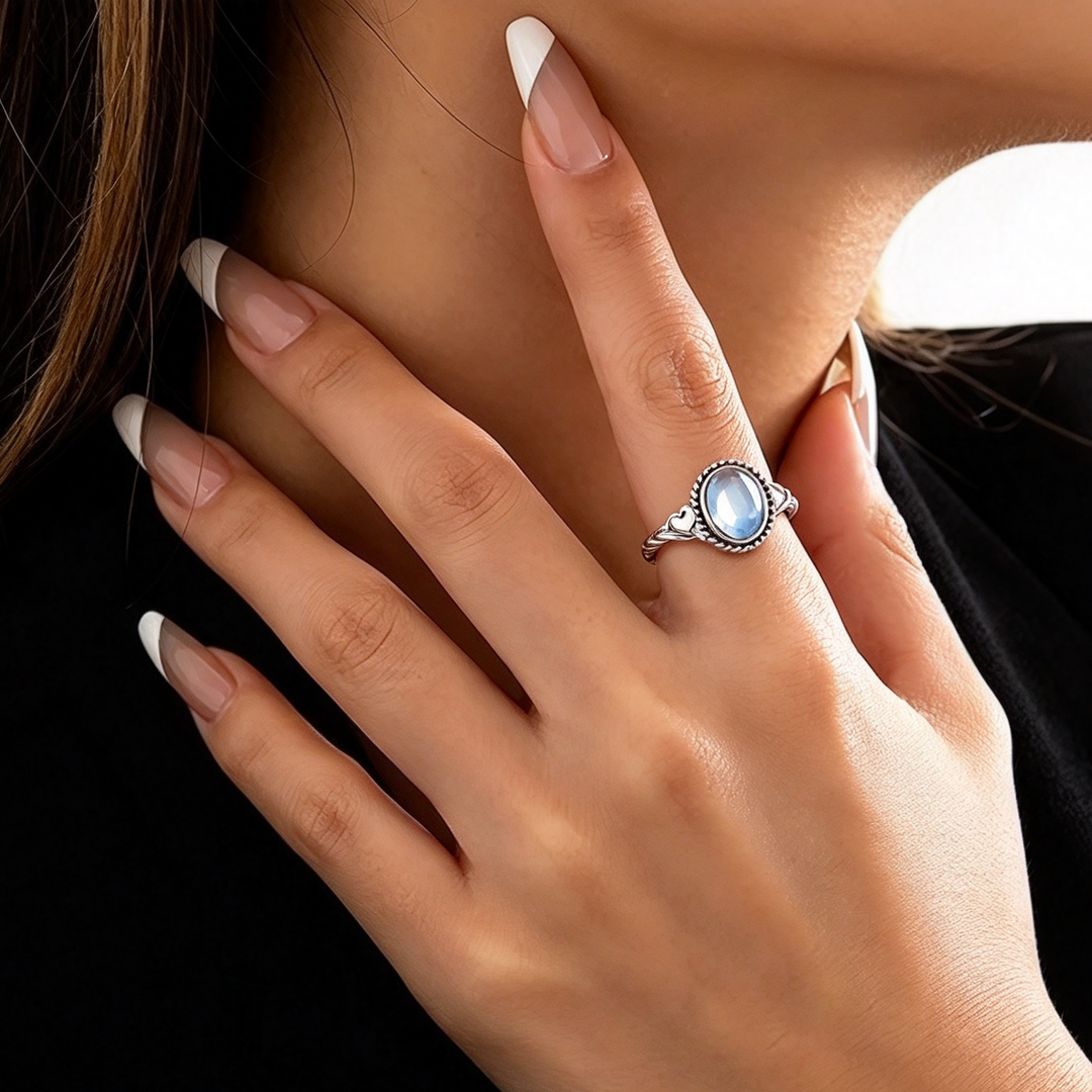 Vintage Oval Cabochon Stone Ring, Retro Pattern Statement Ring for Women, Boho Elegant Jewelry