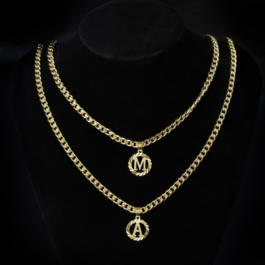 26 Initial Letter Necklace, Twisted Round Alphabet Pendant Figaro Chain for Men Women