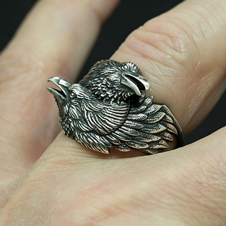 Dual Raven Head Statement Ring, Vintage Gothic Bird Sculpture Ring, Adjustable Open Band Jewelry for Men
