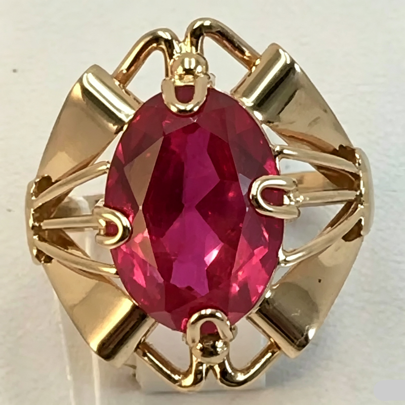 Oval Cut Rich Red Gemstone Ring, Bold Open‑Work Gold‑Tone Statement Ring for Men