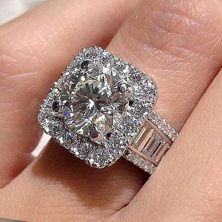 Round Cut Halo Engagement Ring, Baguette Diamond Ring for Formal Attire for Women